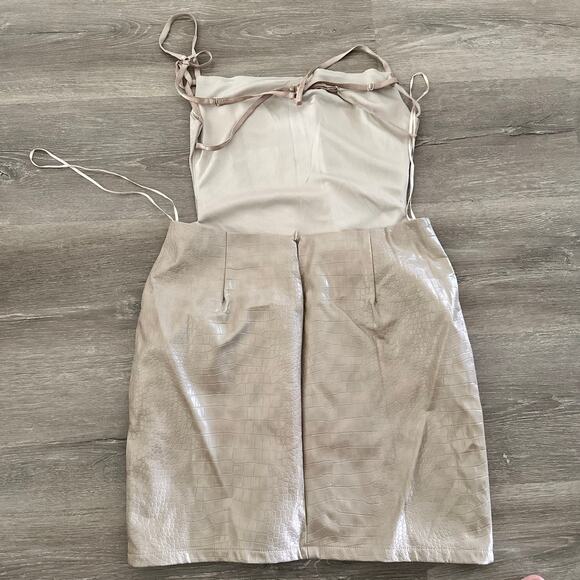 Tic Toc Backless Dress Cream Faux Snake Skin Lizard Strappy Medium - Picture 4 of 5